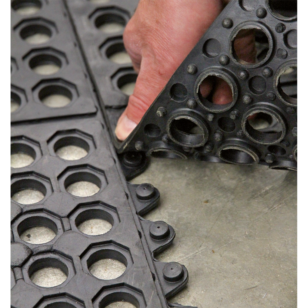 Interlocking Anti-Fatigue Matting 920 x 920mm MIC9292