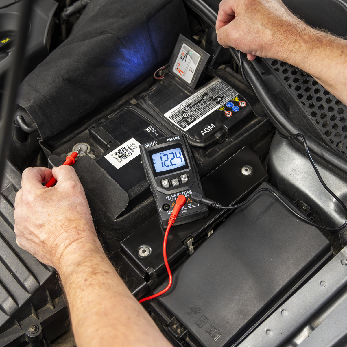 6-Function Auto-Ranging Digital Multimeter MM01