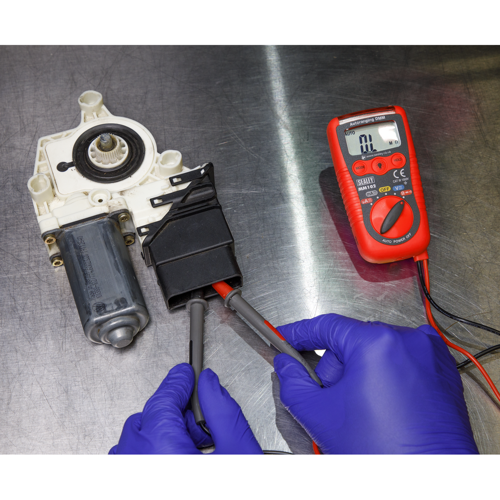 Professional Auto-Ranging Digital Multimeter MM102