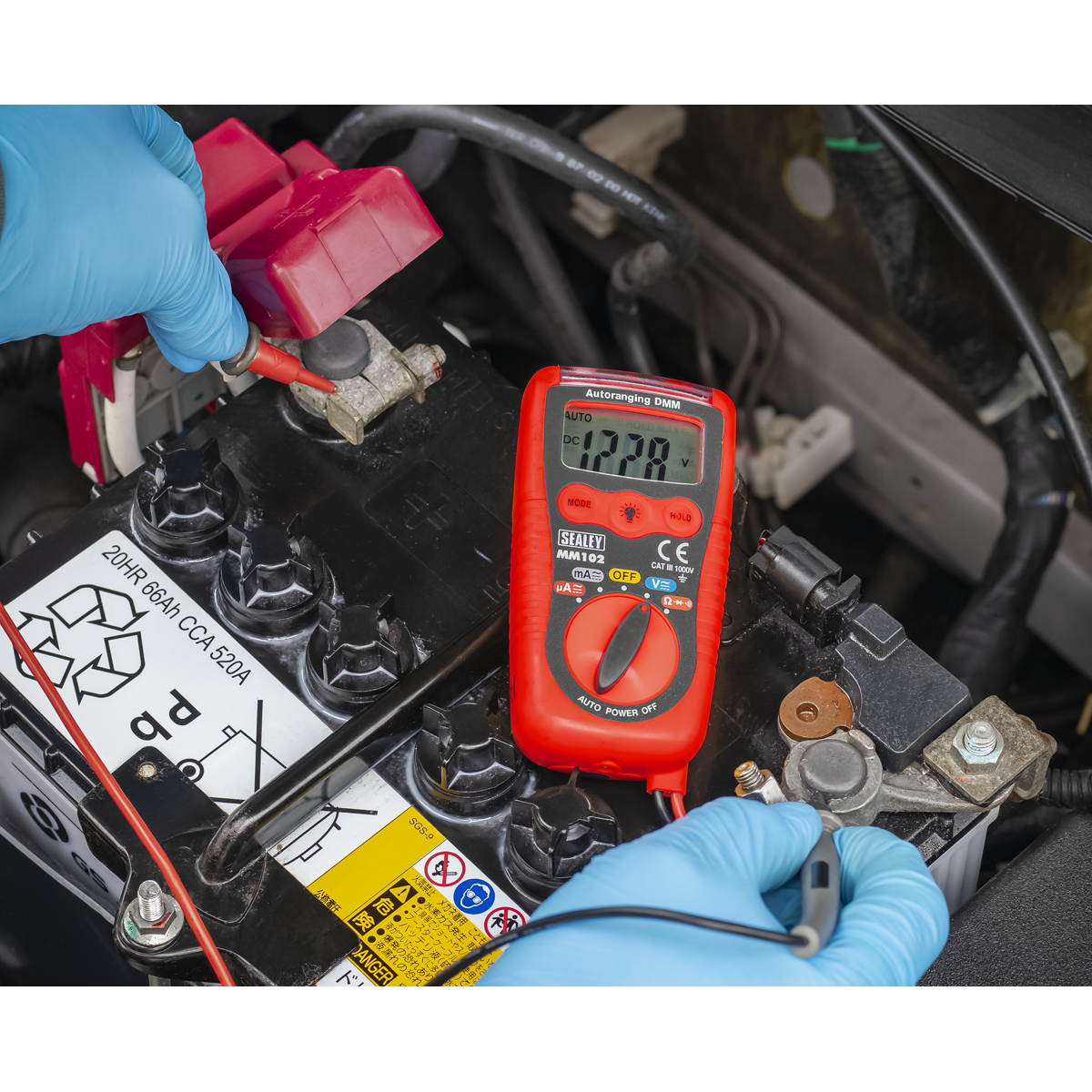 Professional Auto-Ranging Digital Multimeter MM102
