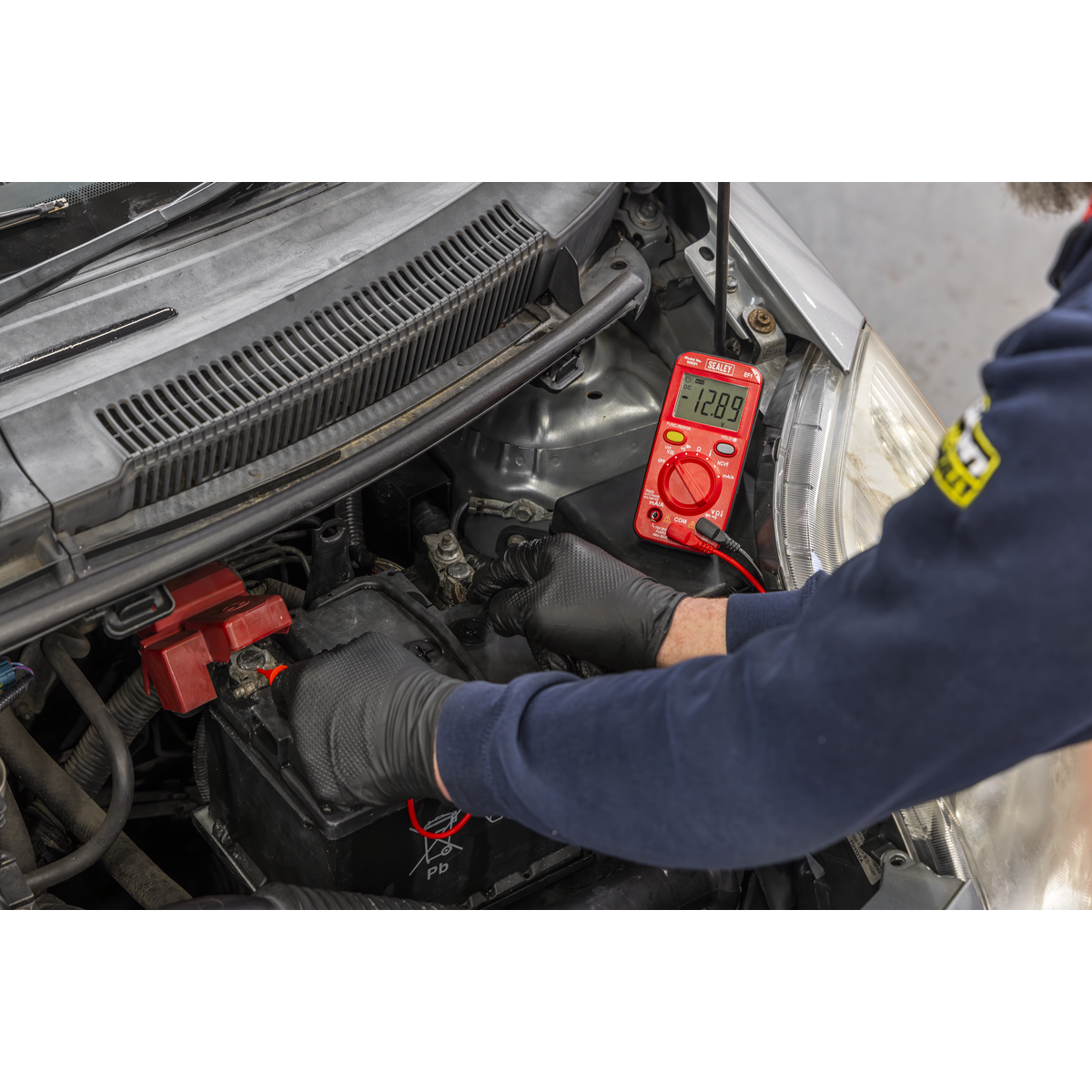 10-Function Professional Auto-Ranging Digital Multimeter MM21