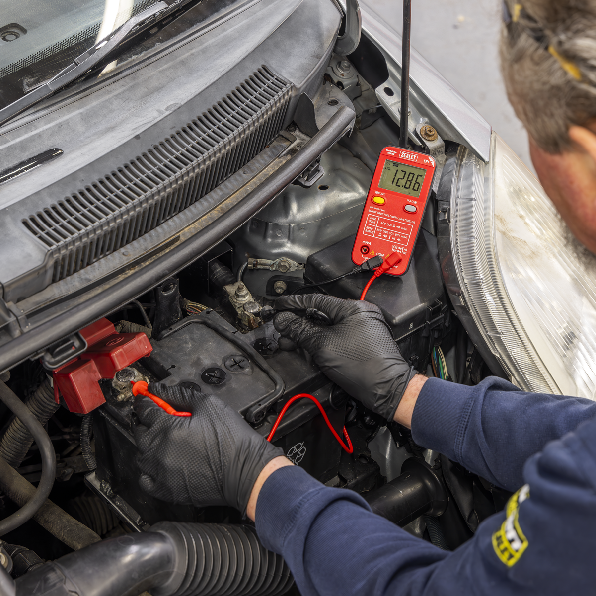 13-Function Professional Smart Auto-Scanning Digital Multimeter MM22