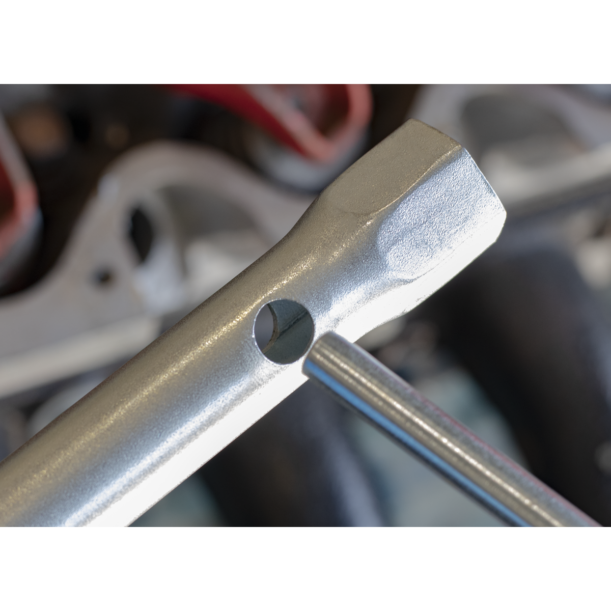 Long Reach Double End Spark Plug Box Spanner with L-Bar 16/18mm MS157