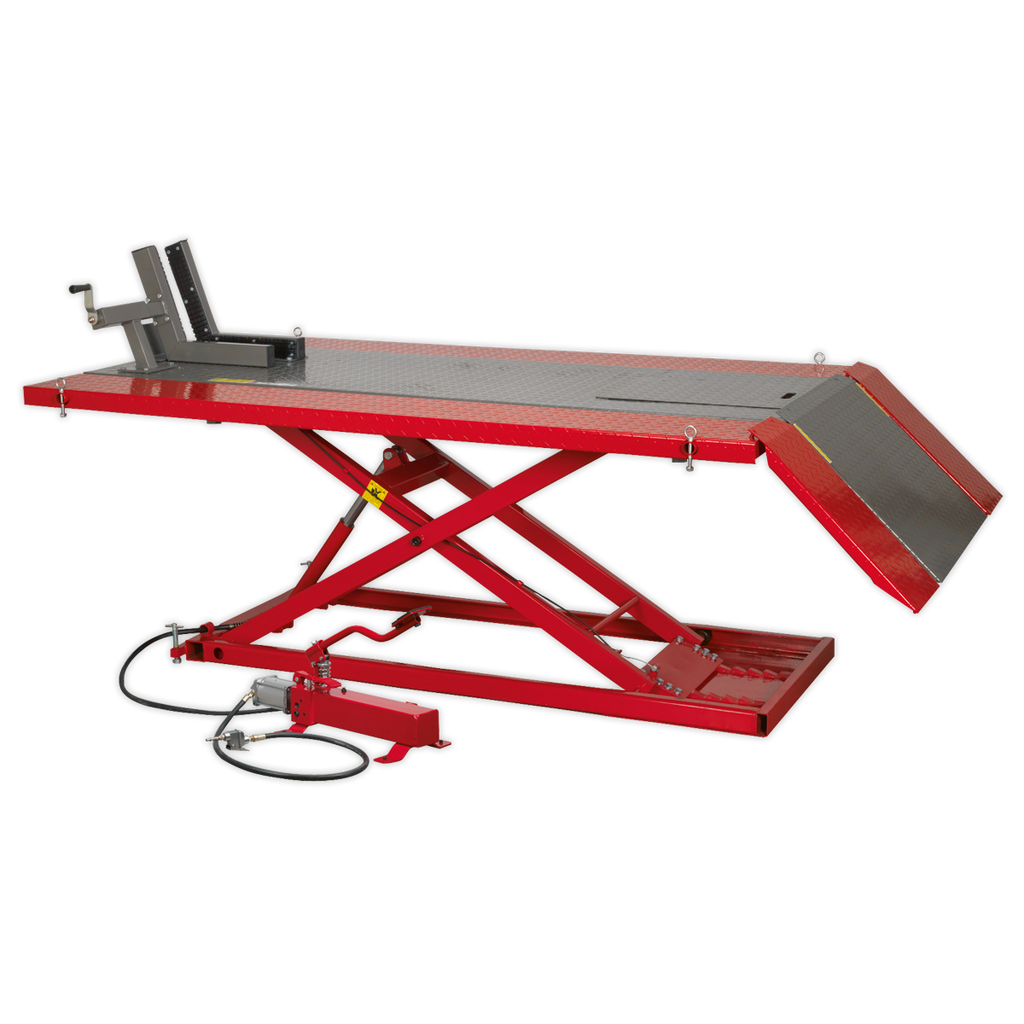 Air/Hydraulic Mini Tractor/Quad/Motorcycle Lift 680kg Capacity MT680