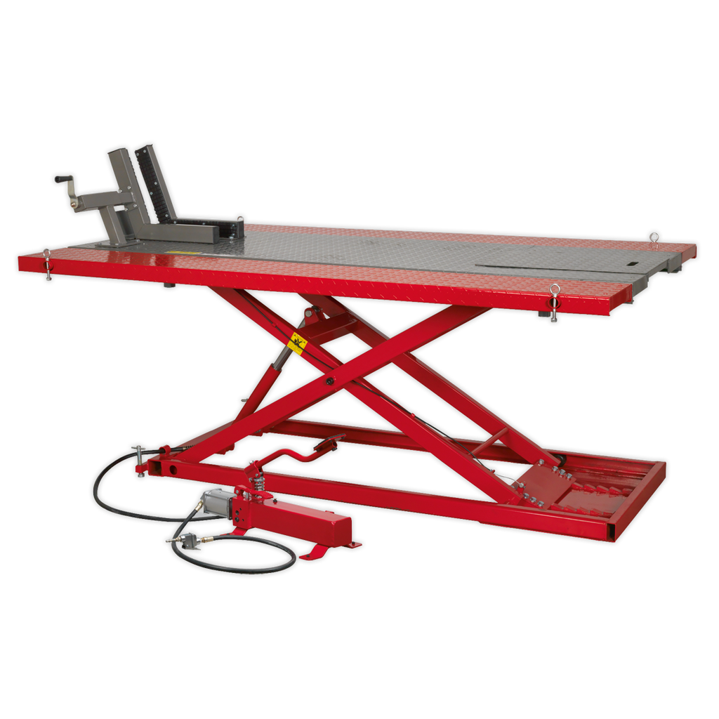 Air/Hydraulic Mini Tractor/Quad/Motorcycle Lift 680kg Capacity MT680