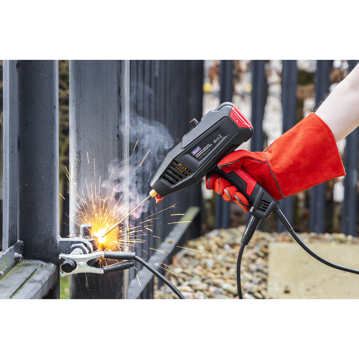 Handheld MMA/ARC Inverter Welder 120A MWH120I