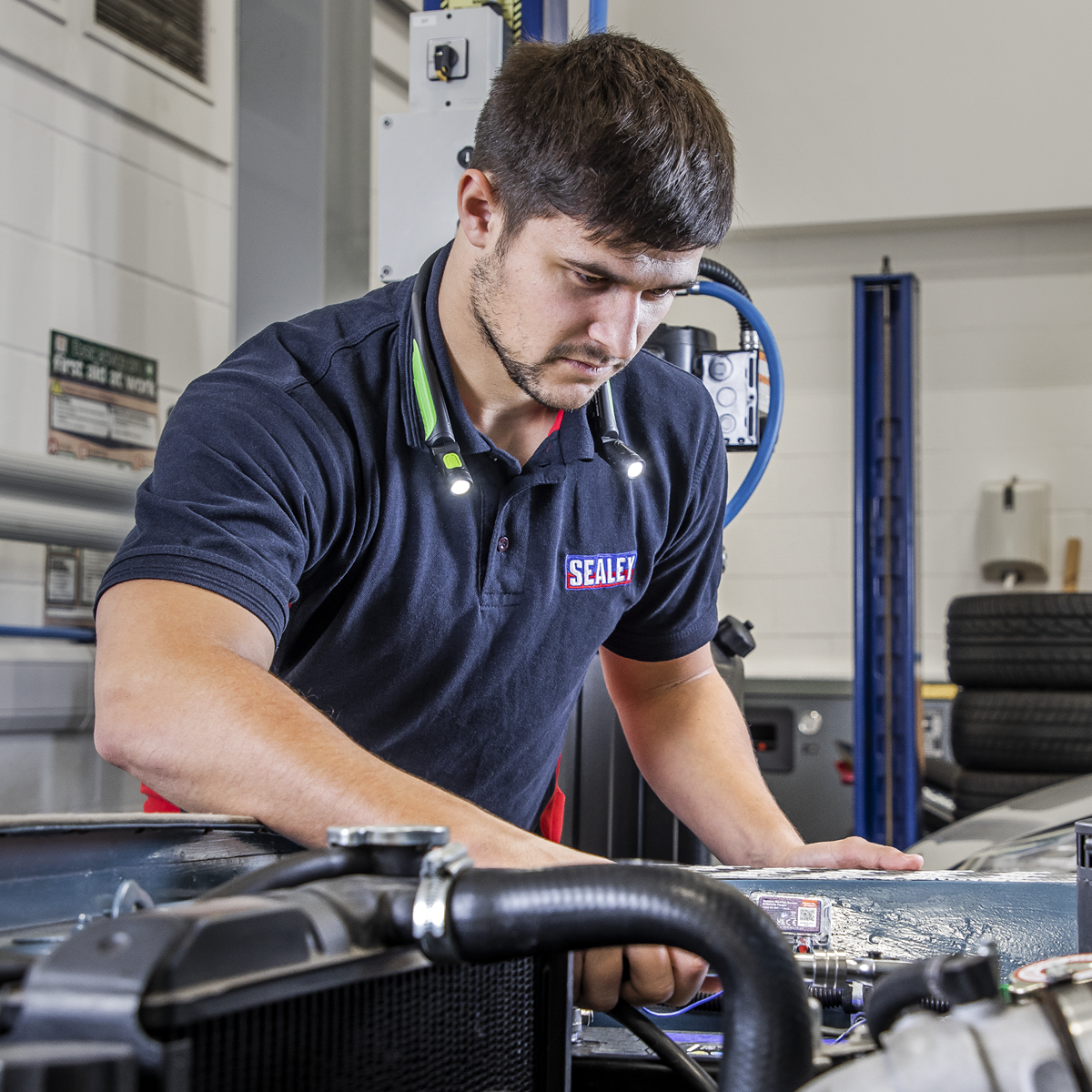 Rechargeable Neck Torch 3W SMD LED NT320LED