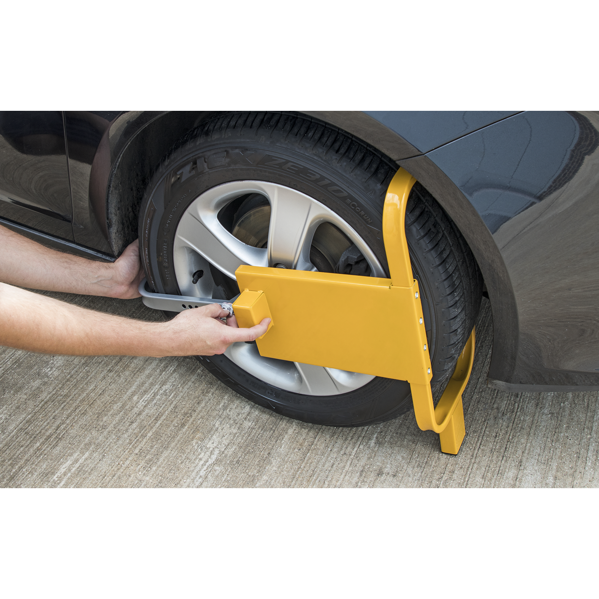 Wheel Clamp with Lock & Key PB397