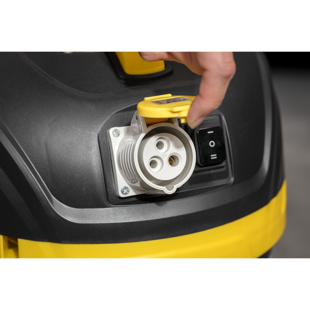 15L BuilderVac® M Class Vacuum Cleaner Wet & Dry with Stainless Steel Drum 1000W/110V PC150BV110V