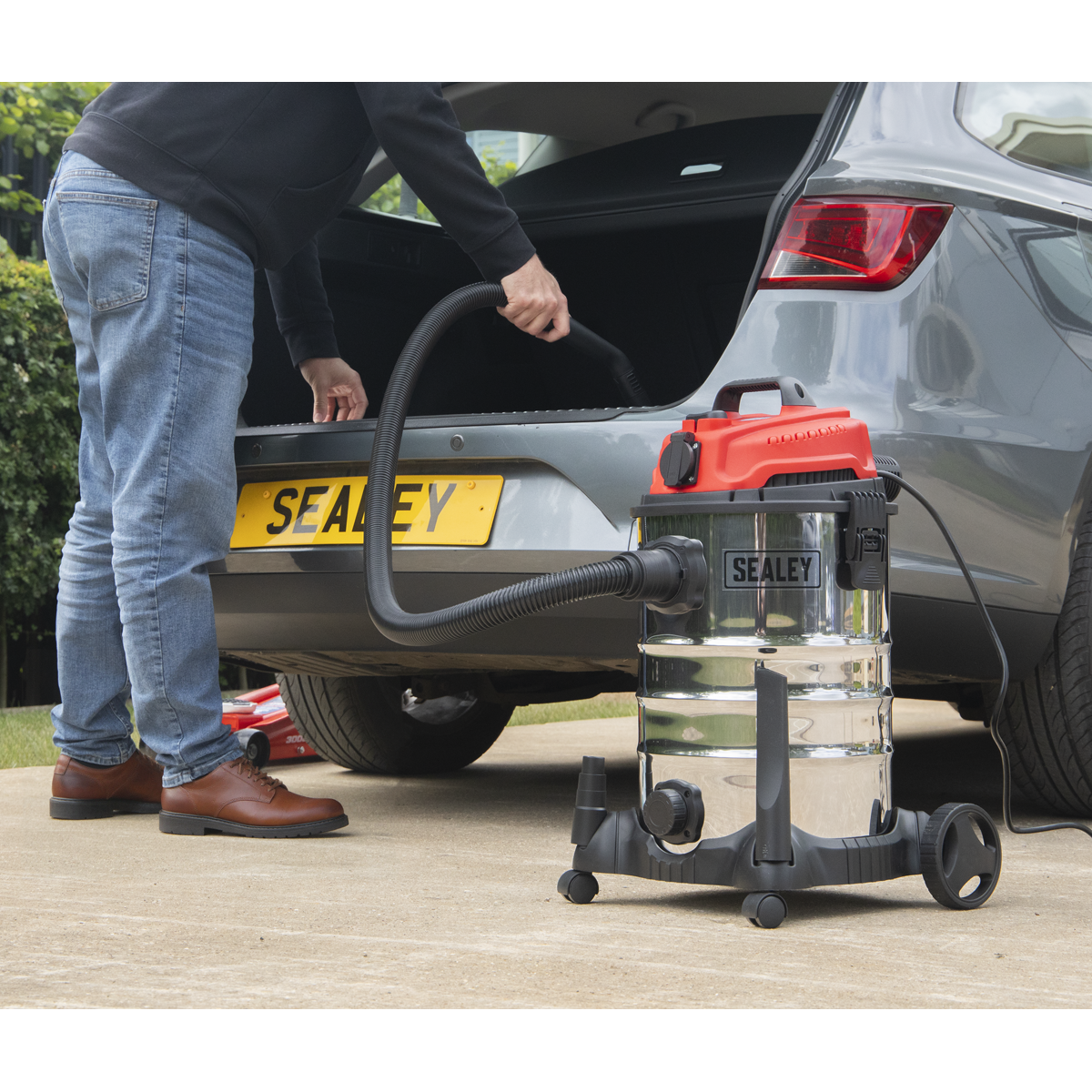 30L Industrial Vacuum Cleaner Wet & Dry with Stainless Steel Drum & Auto-Start 1400W/230V PC300SDAUTO