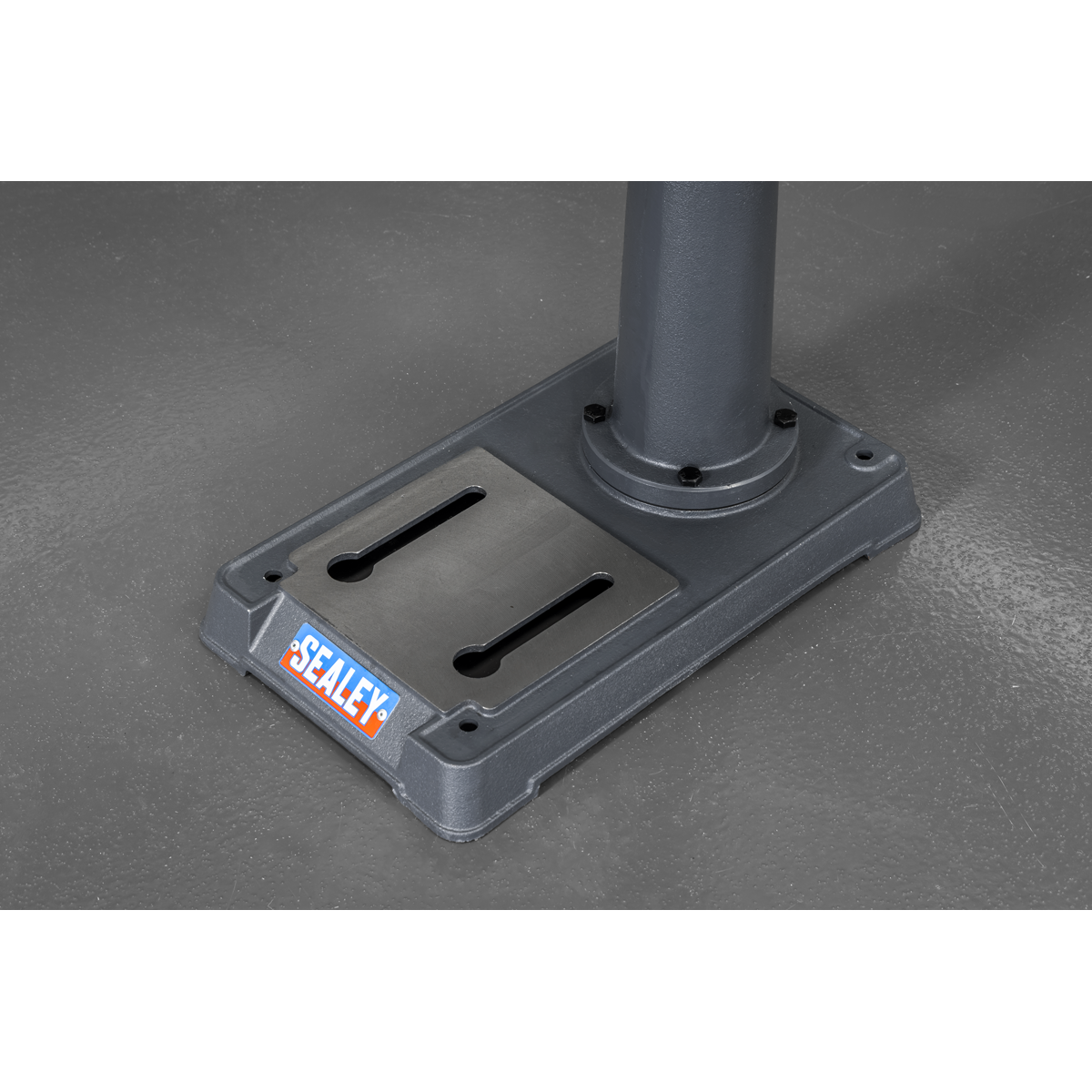 Floor Standing Pillar Drill 16-Speed 750W/230V PDM240F