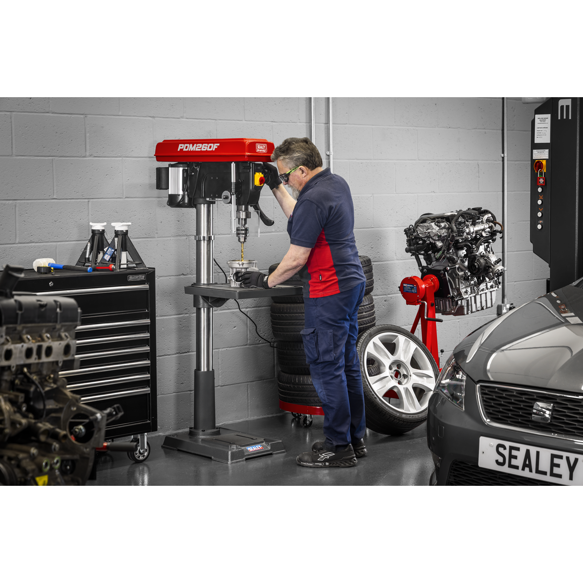 Floor Standing Pillar Drill 12-Speed 1100W/230V PDM260F