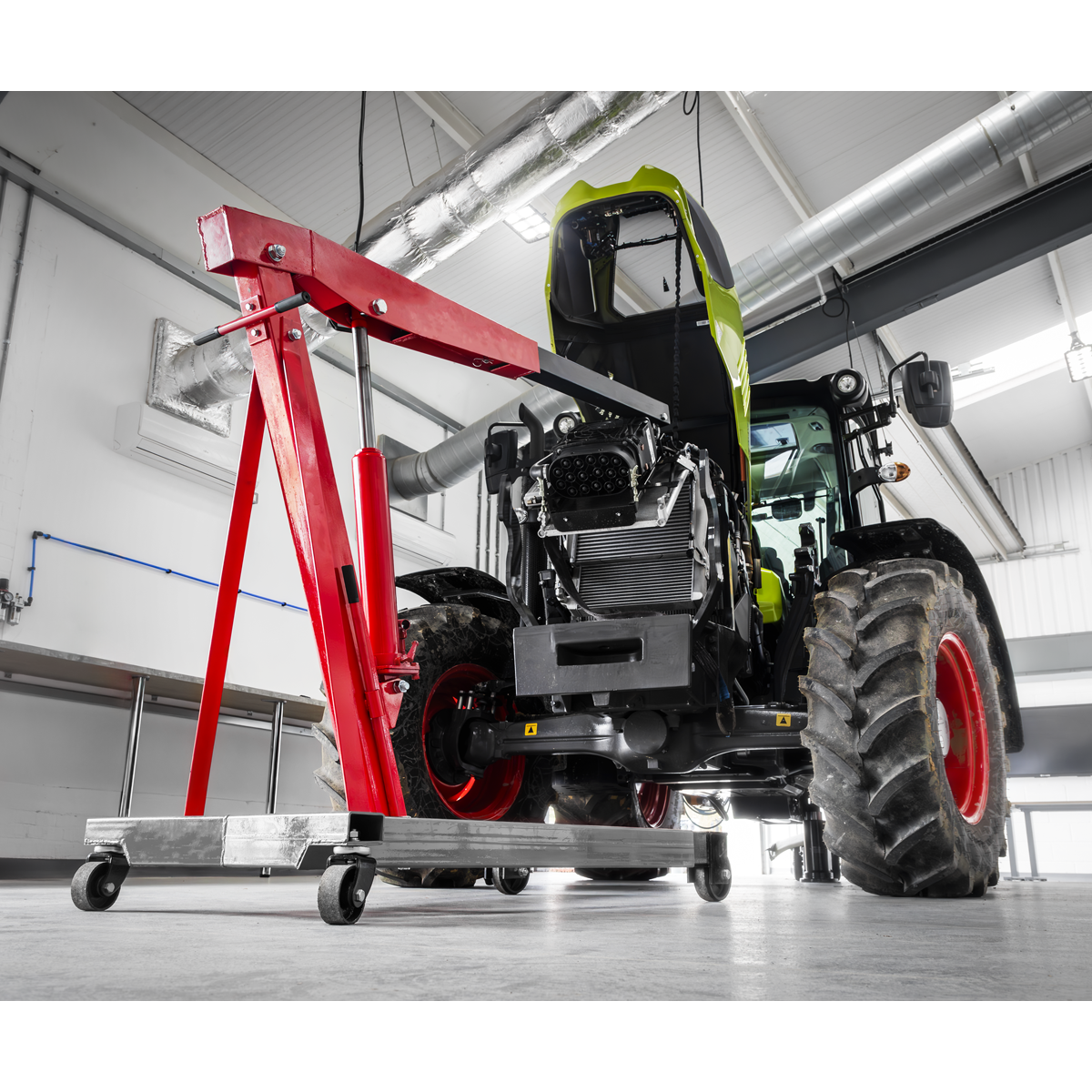 Fixed Frame Engine Crane with Extendable Legs 3 Tonne PH30