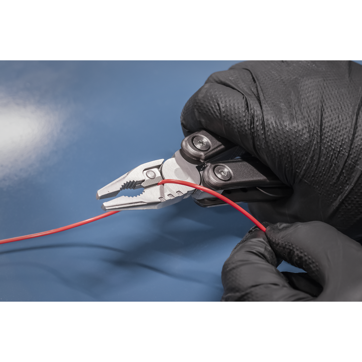 14-Function Multi-Tool PK39