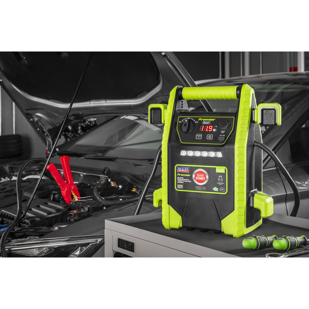12/24V Jump Starter 4400 Peak Amps PRS4400
