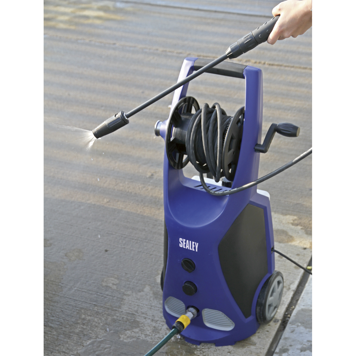 Professional Pressure Washer with TSS & Rotablast® Nozzle 140bar 2100W/230V PW3500