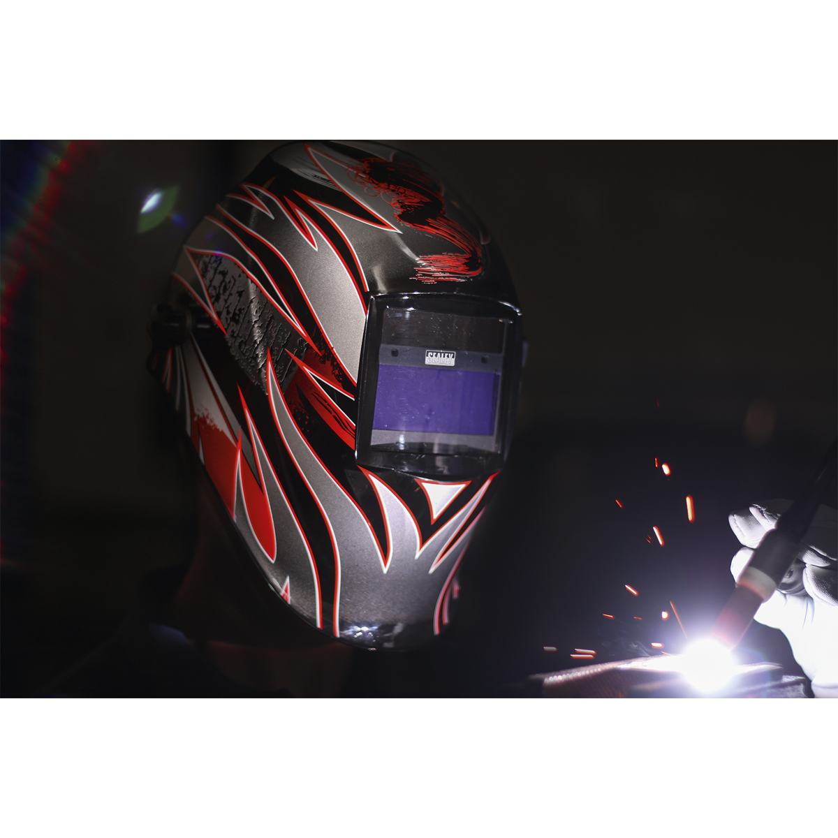 Auto Darkening Welding Helmet Shade 9-13 PWH600