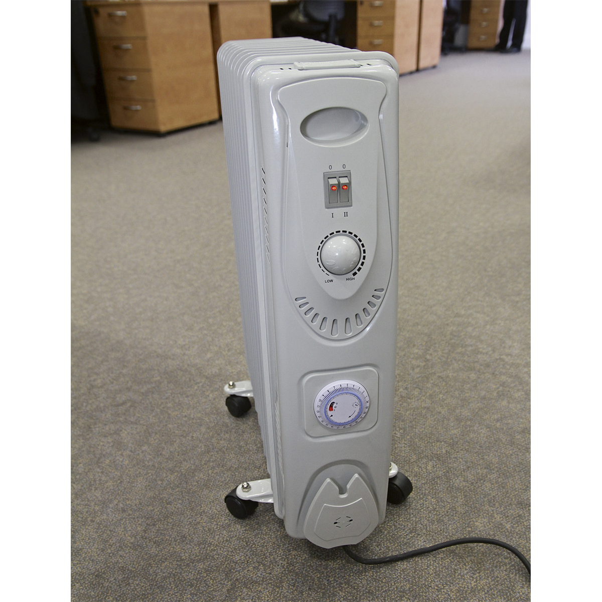 11-Element Oil Filled Radiator with Timer 2500W/230V RD2500T