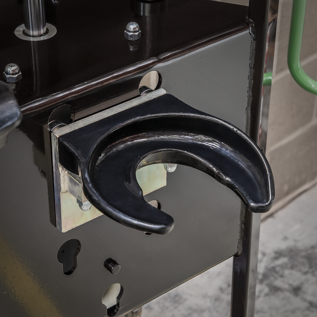 Right-Handed Coil Spring Yoke RE02