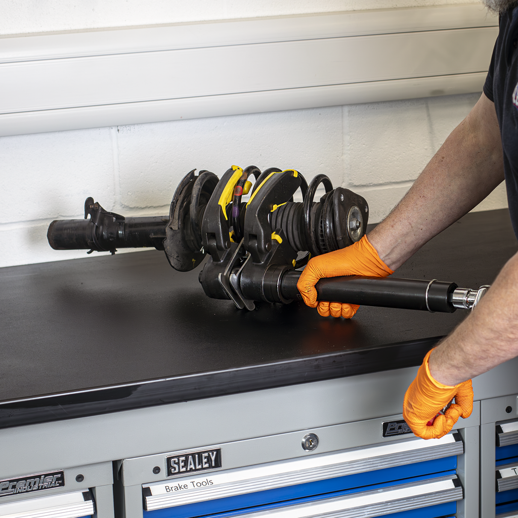 Coil Spring Compressor Set 2300kg RE250
