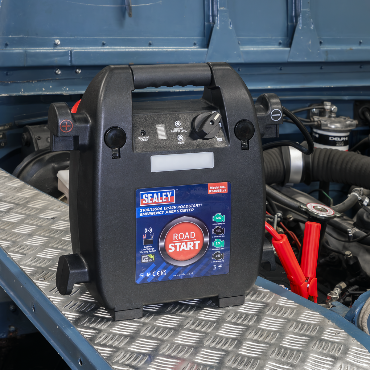 12/24V Emergency 8-Cylinder Jump Starter 6L RS105B