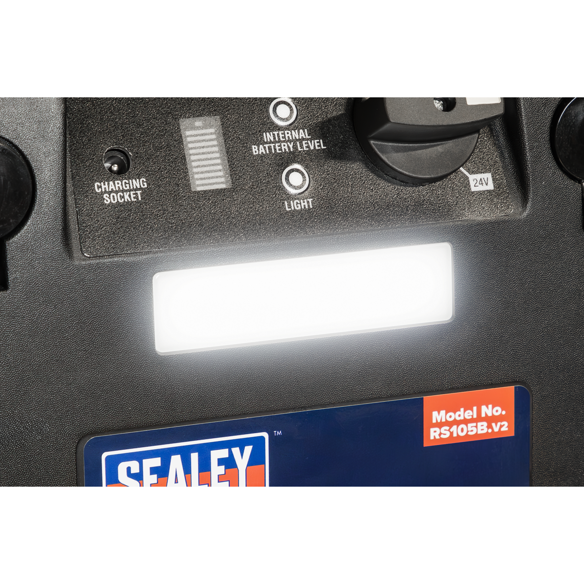 12/24V Emergency 8-Cylinder Jump Starter 6L RS105B