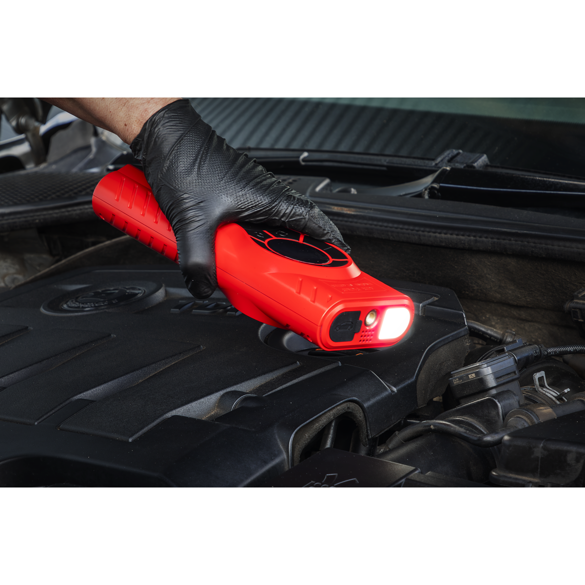 12V Jump Starter & Tyre Inflator 1200A RS1200TI