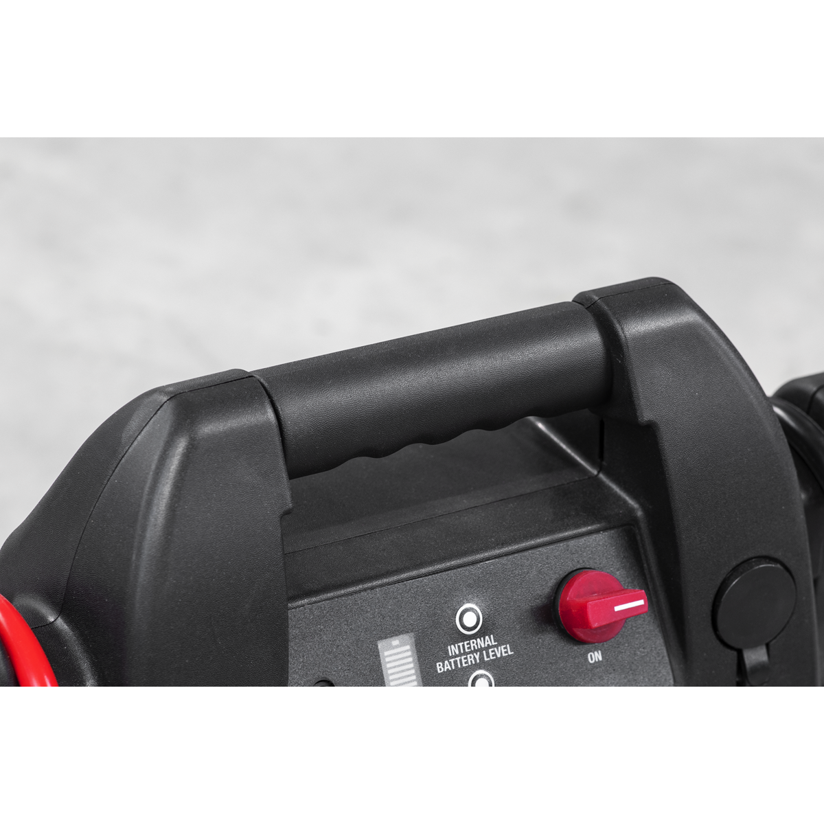 12V Emergency 4-Cylinder Jump Starter 2L RS1B