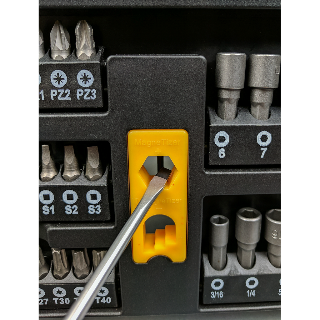 Screwdriver, Bit & Nut Driver Set 61pc S01152