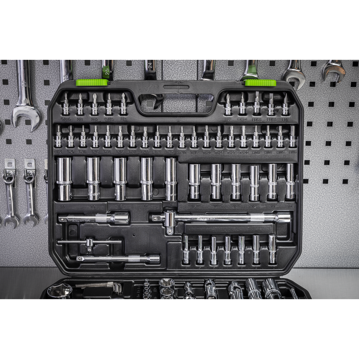 Socket Set 1/4", 3/8" & 1/2"Sq Drive 171pc S01211