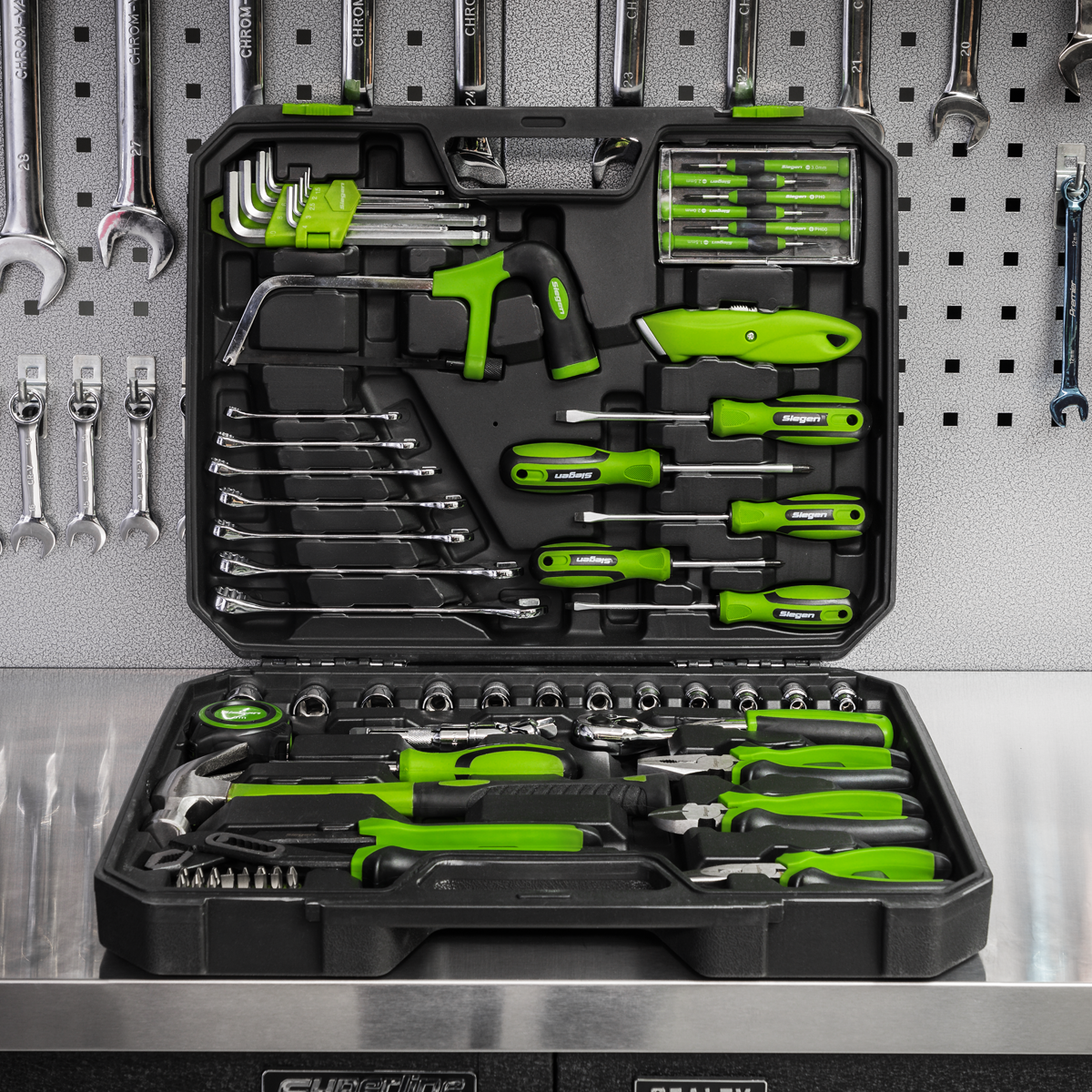 Tool Kit 84pc S01213