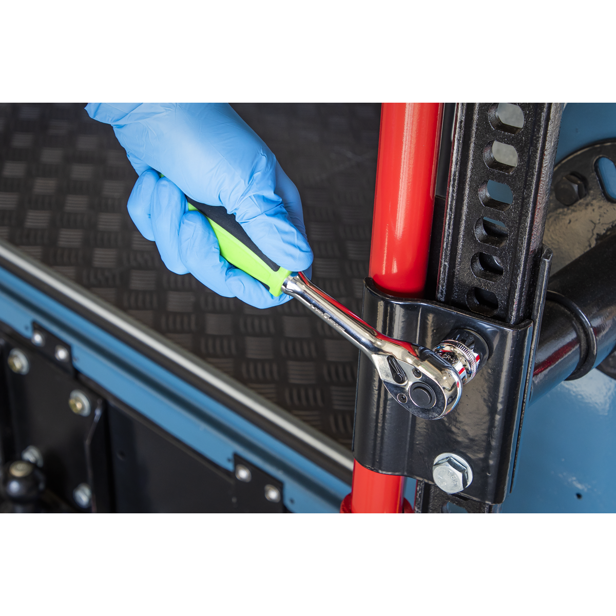 Ratchet Wrench Set with Flip Reverse 3/8"Sq Drive 5pc S01230