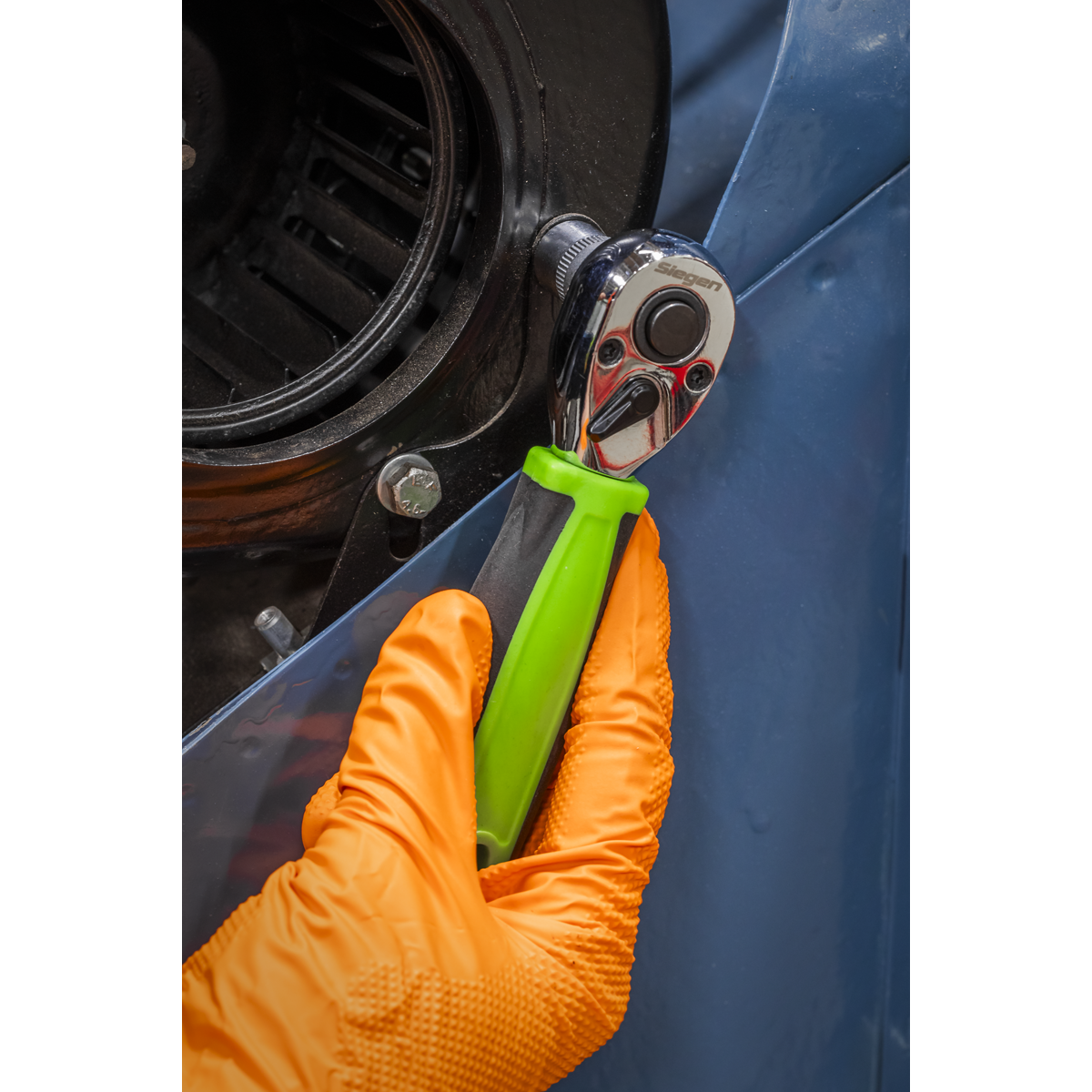 Stubby Ratchet Wrench with Flip Reverse 3/8"Sq Drive S01259