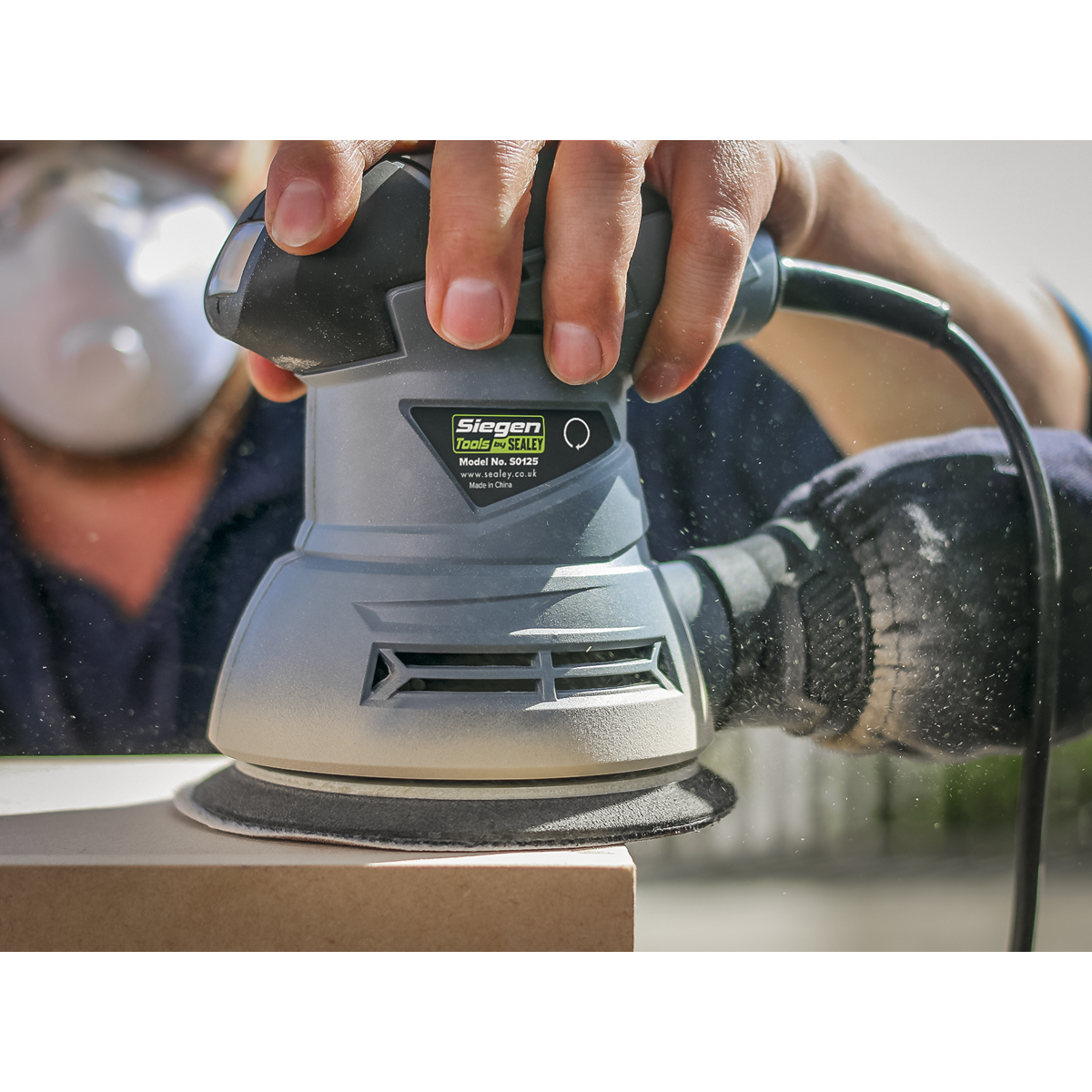 125mm Random Orbital Palm Sander 240W/230V S0125
