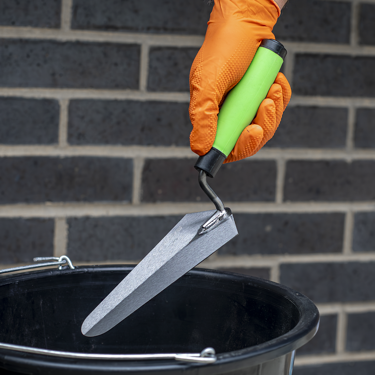 Gauging Trowel with Soft Grip Handle 175mm S01303
