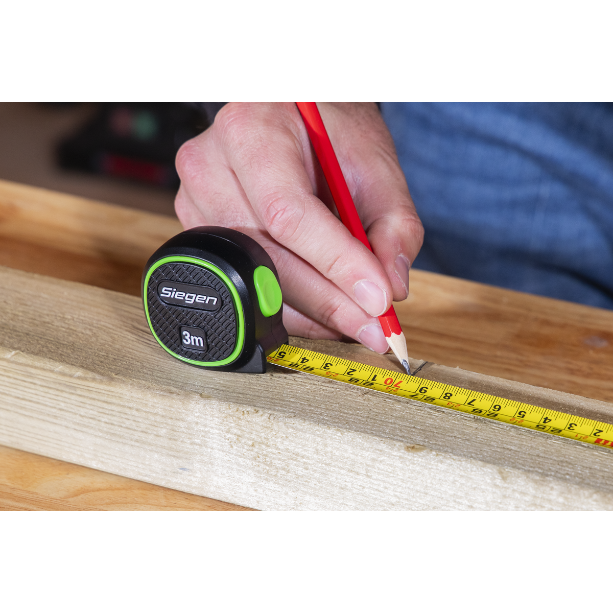 Metric/Imperial Auto Lock Tape Measure 3m(10ft) x 16mm S01327