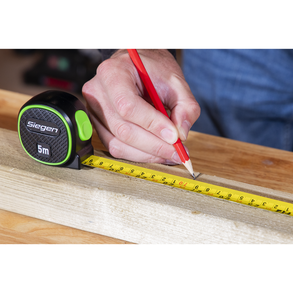 Metric/Imperial Auto-Lock Tape Measure 5m(16ft) x 19mm S01328
