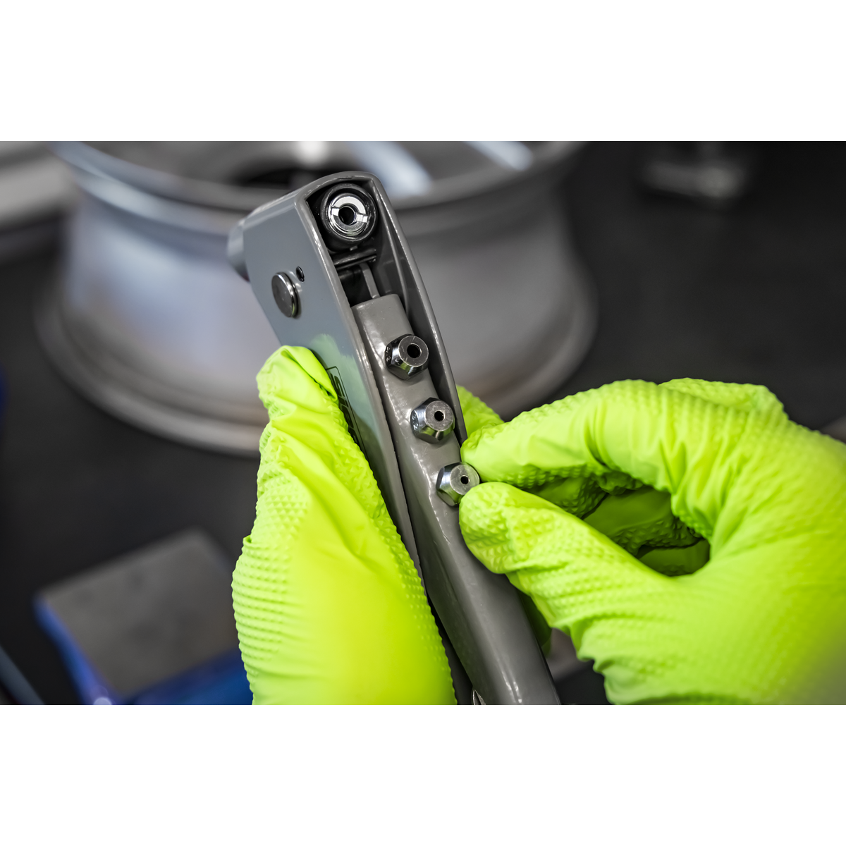 Hand Riveter S0469