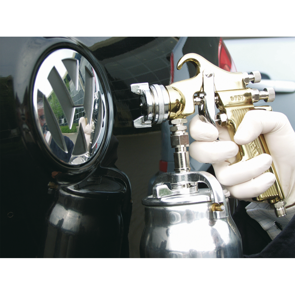 Workshop Gold Series Suction Feed Spray Gun 1.8mm Set-Up S701