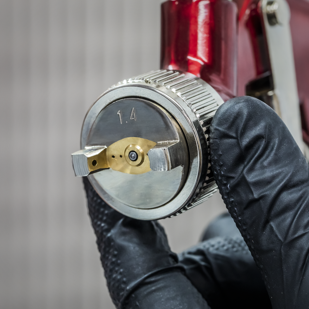 Gravity Feed Spray Gun 1.4mm Set-Up S714G
