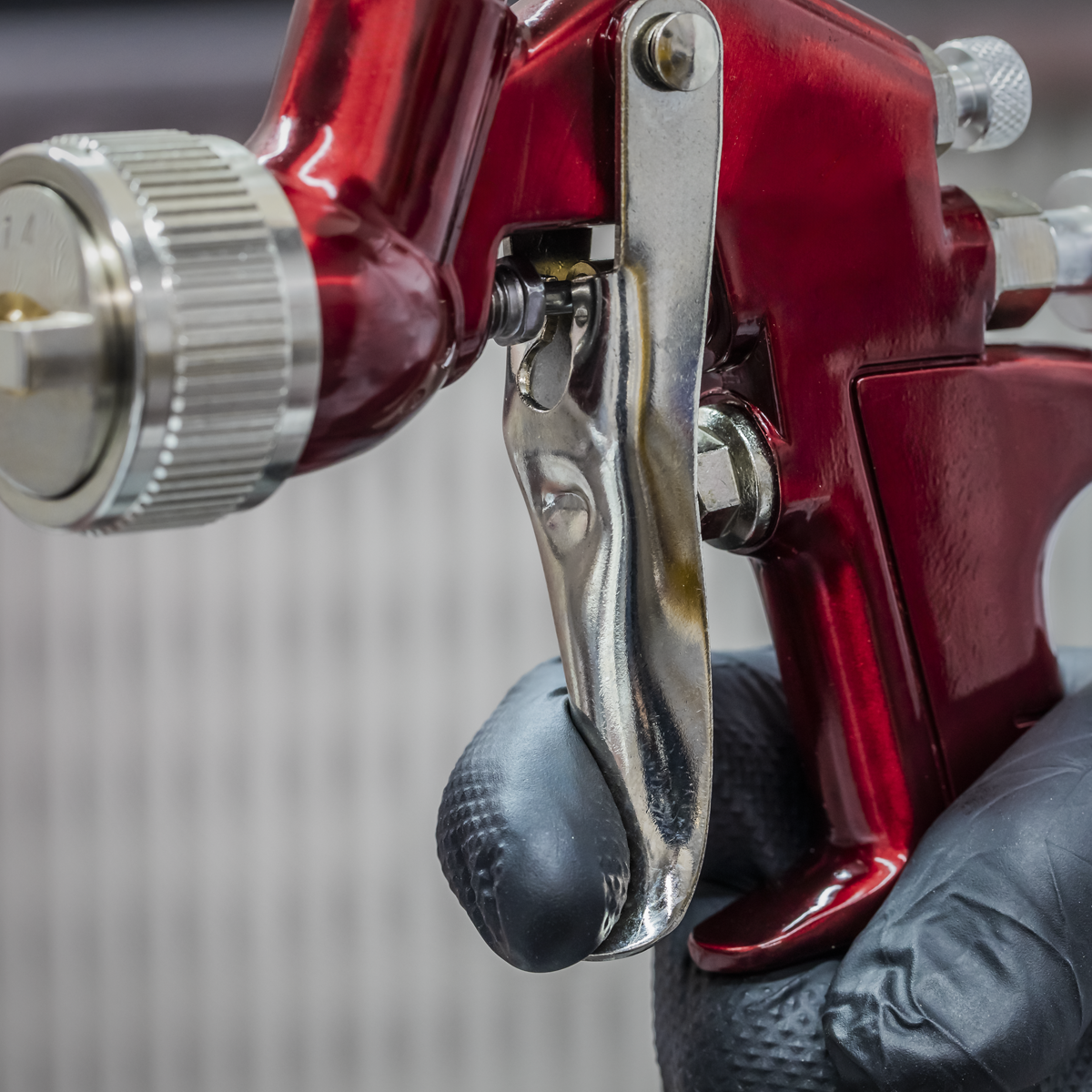 Gravity Feed Spray Gun 1.4mm Set-Up S714G