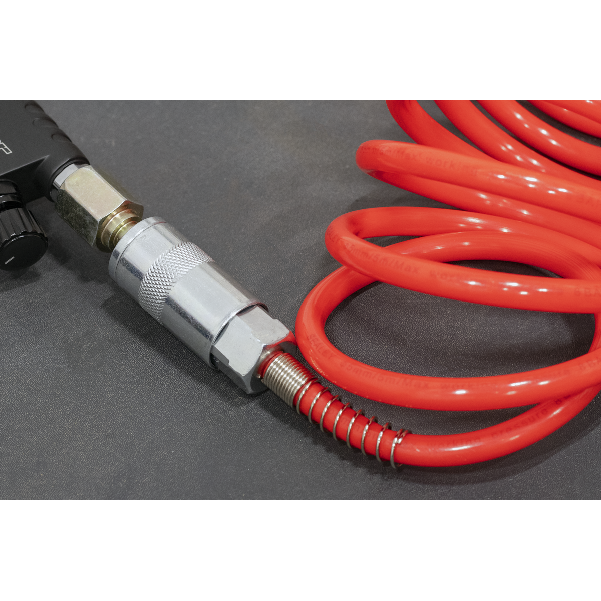 PE Coiled Air Hose with Couplings 5m x 5mm SA305