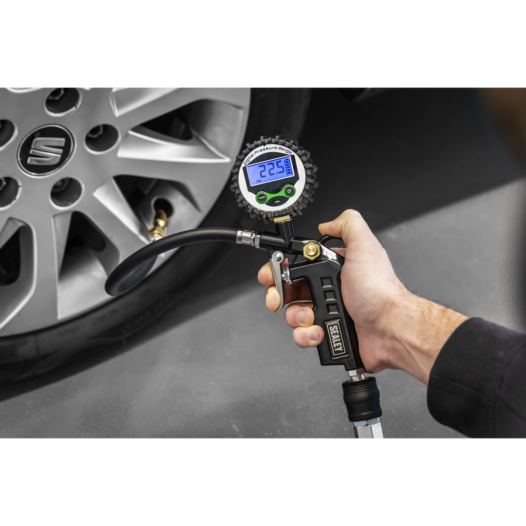 Digital Pistol Grip Tyre Inflator with Clip-On Connector SA332D