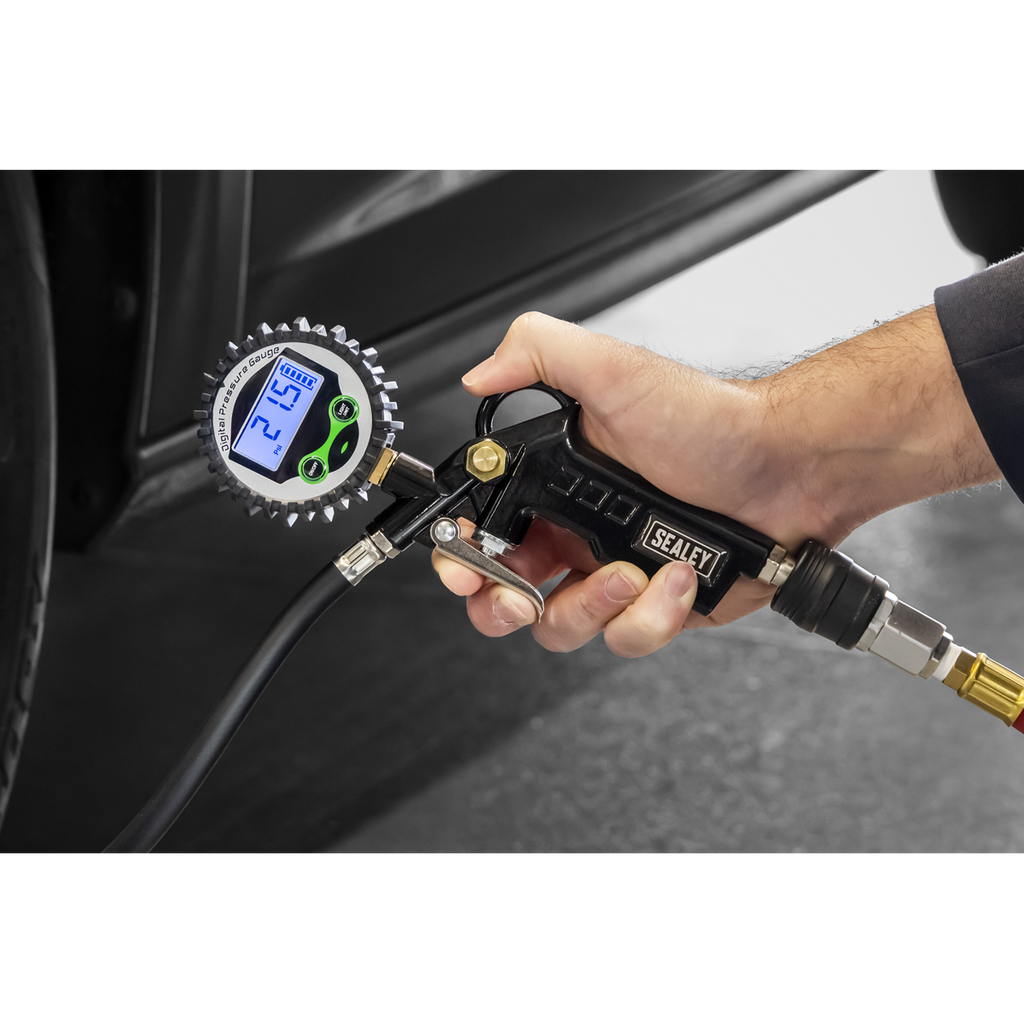 Digital Pistol Grip Tyre Inflator with Clip-On Connector SA332D