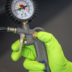 Tyre Inflator with Gauge SA332