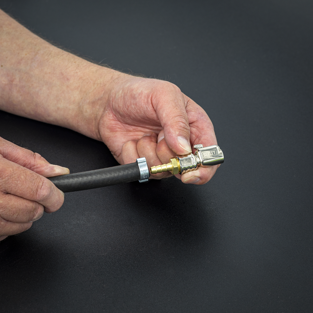 Clip-On Connector for Tyre Inflators SA361