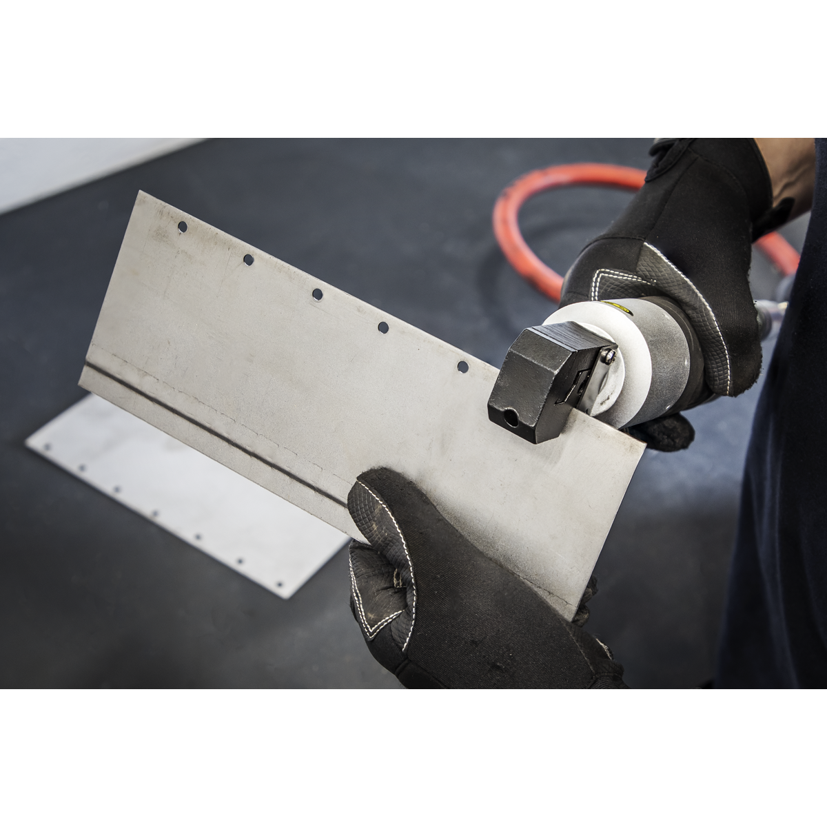 Air Punch/Flange Tool SA36
