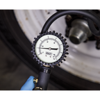 Tyre Inflator with Clip-On Connector SA399