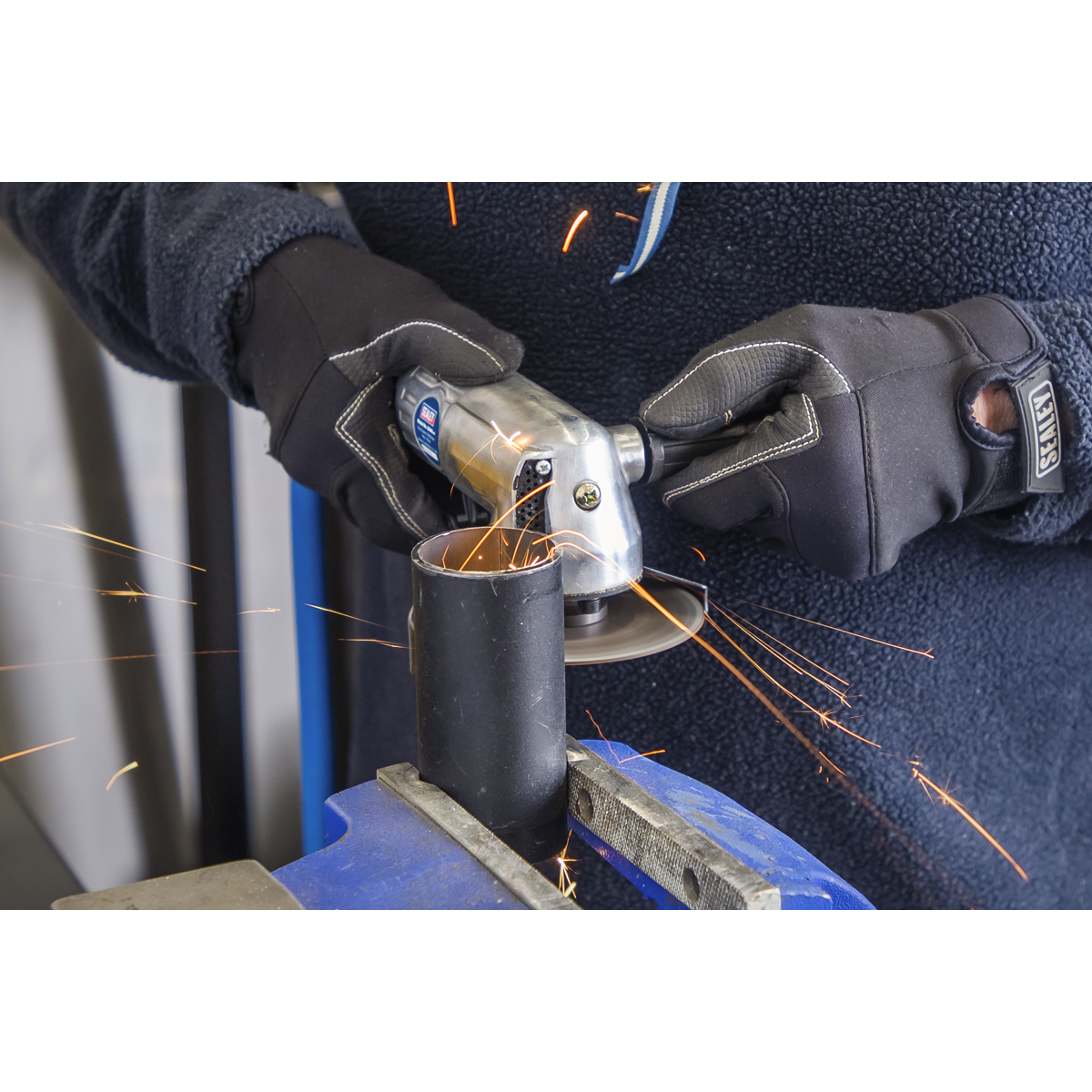 Air Angle Grinder 100mm SA44