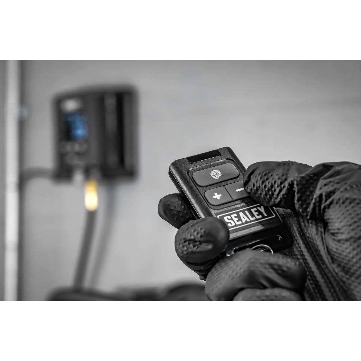 Wall Mounting Digital Tyre Inflator SA450
